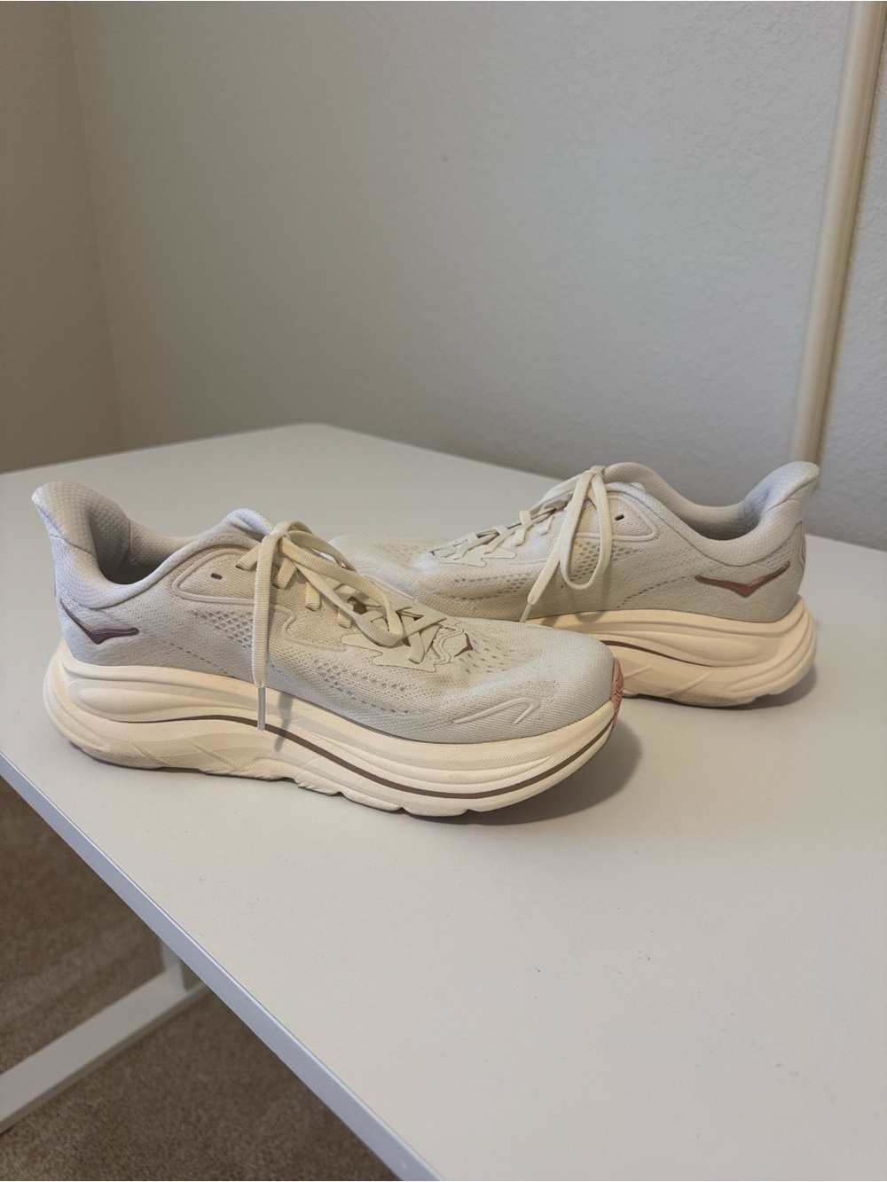 Women's HOKA Clifton 10 - Picture 4 of 8